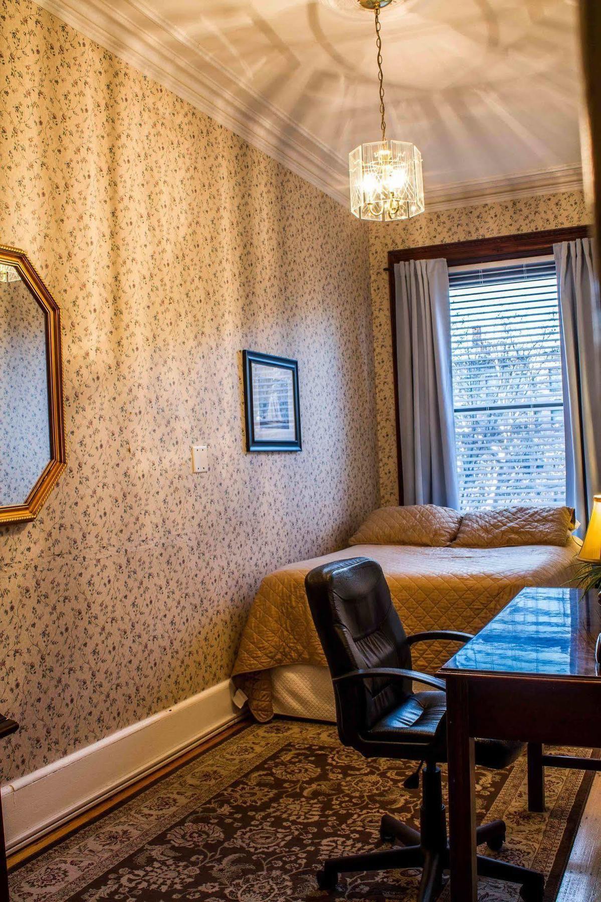 Beacon Inn 1087 Brookline Eksteriør bilde